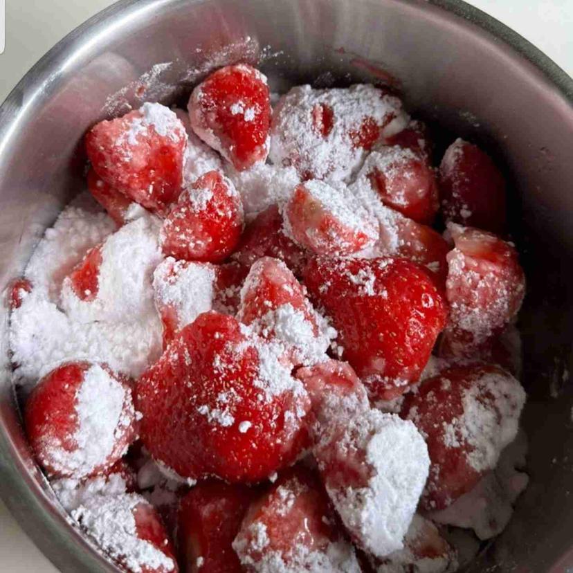 Preparazione alle fragole