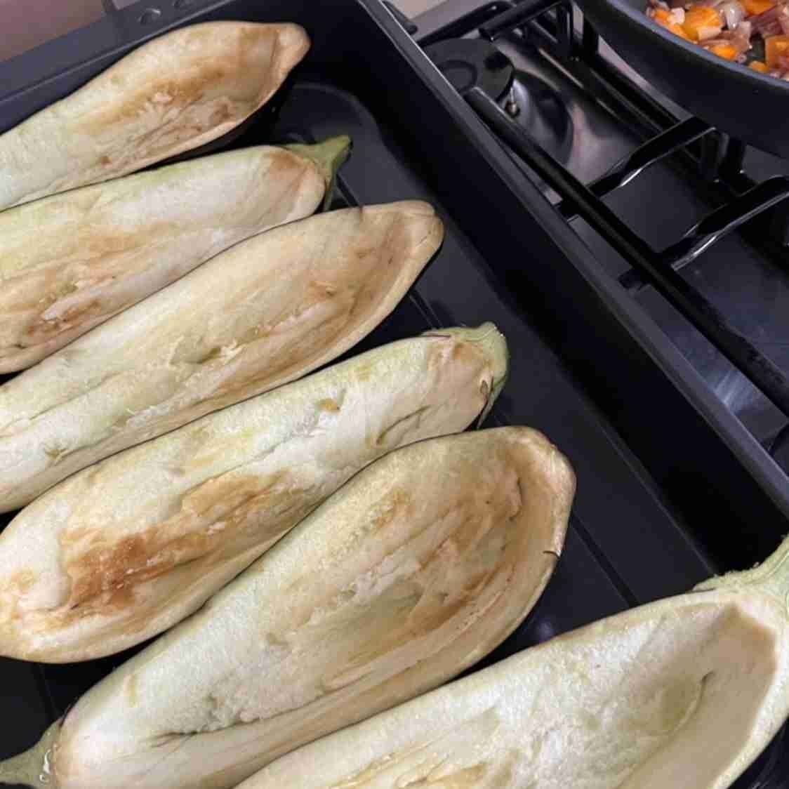 Filling eggplant with materials
